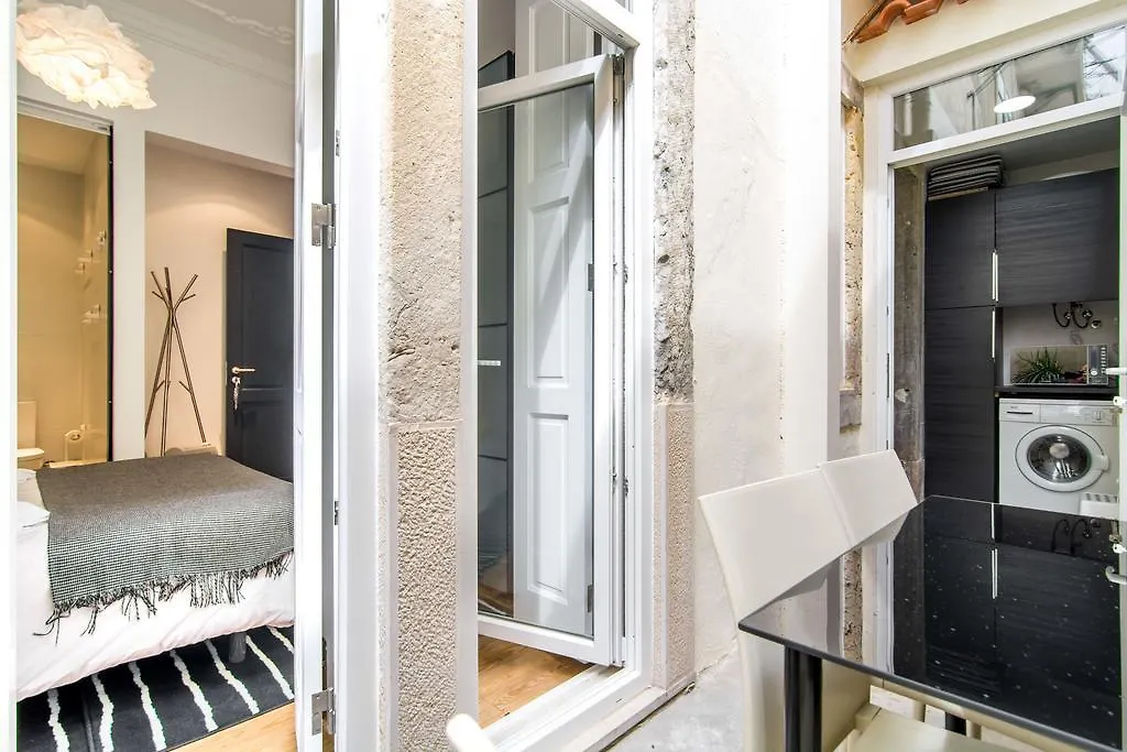 Pateo Renato Baptista In Lisbon Apartment